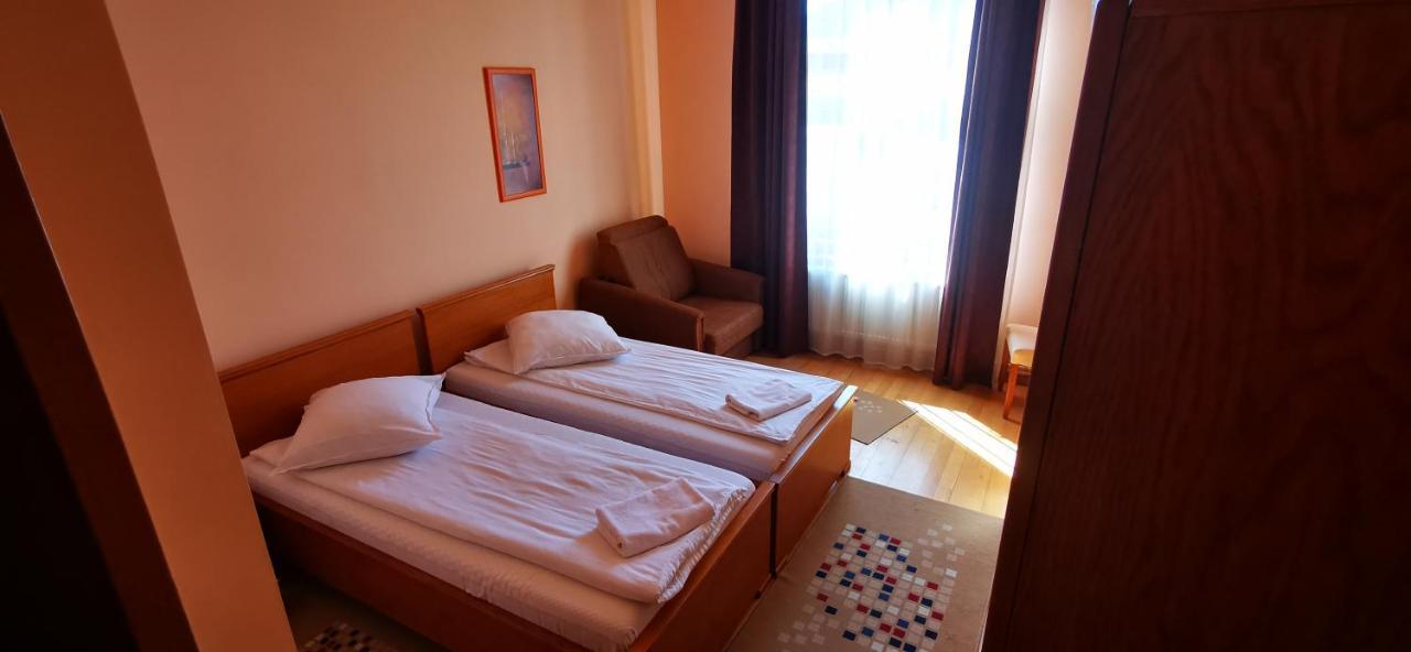 Rakoczi Center Bed & Breakfast Odorheiu Secuiesc Luaran gambar