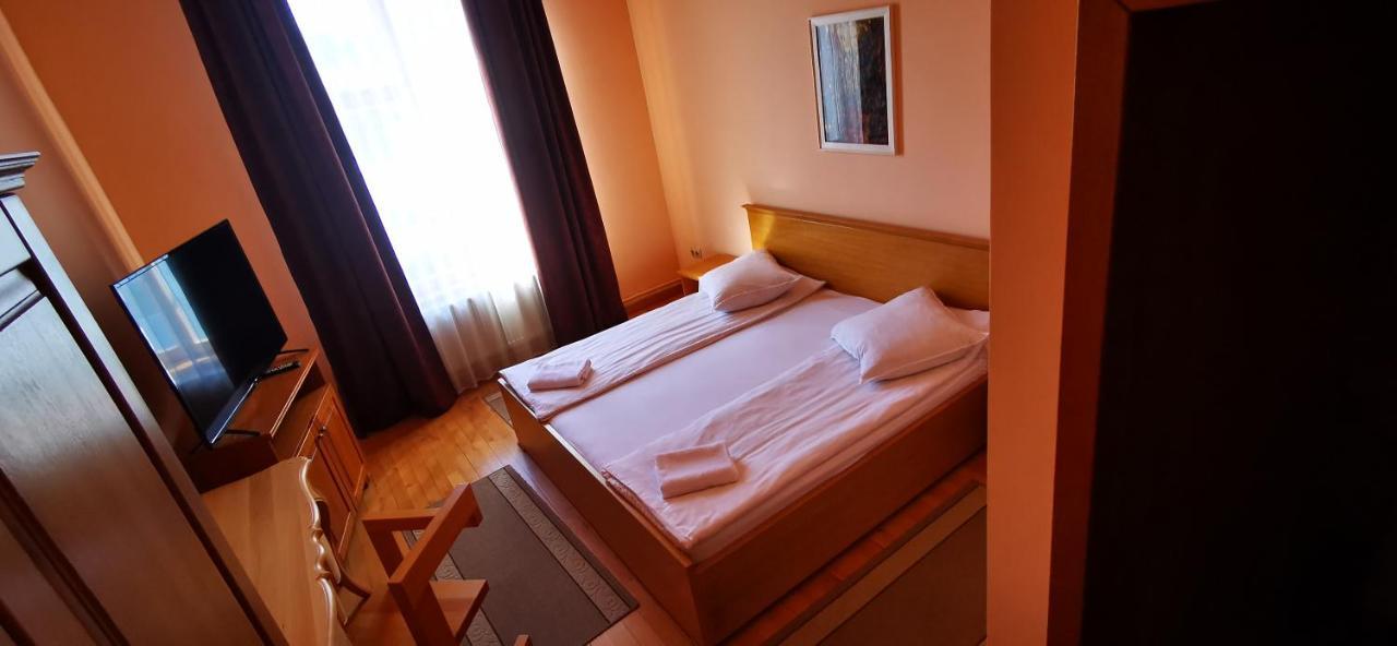 Rakoczi Center Bed & Breakfast Odorheiu Secuiesc Luaran gambar
