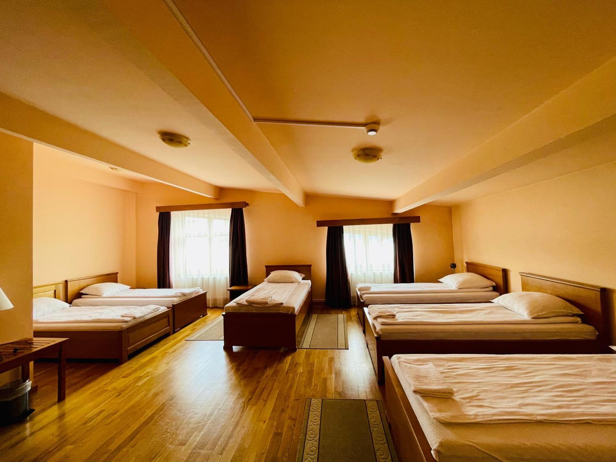 Rakoczi Center Bed & Breakfast Odorheiu Secuiesc Luaran gambar